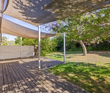 Charming Family Home In Prime East Albury Location - Photo 4