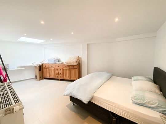 Recente bel-étagewoning te huur in het centrum van "het Oude Knokke" - Photo 1