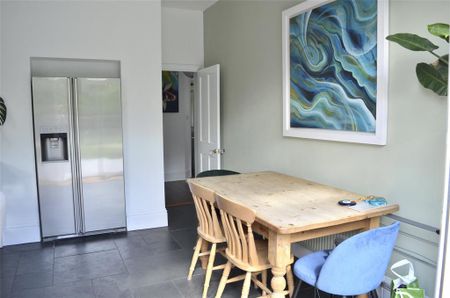 4 bedroom detached house to rent - Photo 5