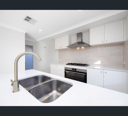 11 Impact Grove, Yanchep, WA 6035 - Photo 2