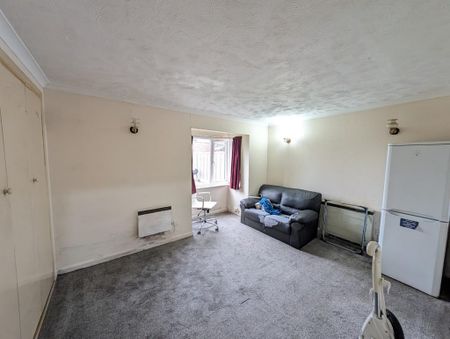 Studio to rent - Photo 5