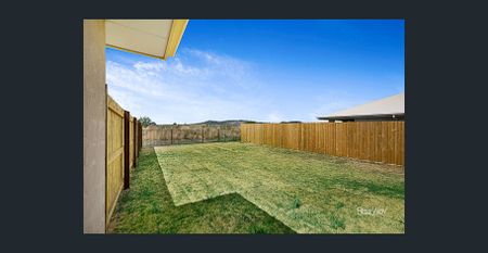 MODERN UNIT WITH CHARMING OLD SCHOOL COUNTRY VIEWS! - Photo 4