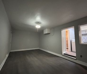 For Lease - 10140 Yonge Street Unit# 5, Richmond Hill, Ontario - Photo 2