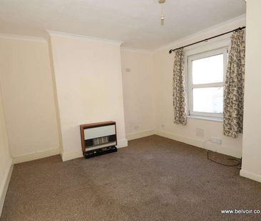 Clapham Road, Bedford, MK41 - Photo 2