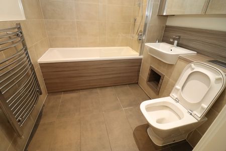 Room in a Shared House, Rosenburg Road, W3 - Photo 4