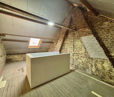 VOLLEDIG GERENOVEERDE EN ENERGIEZUINIGE WONING (EPC B) MET 3 SLPKS ... - Foto 3