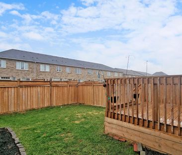 For Lease - 156 Leney Street, Ajax, Ontario - Photo 2