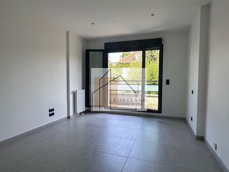 Studio avec balcon - 5mInutes de la gare de GAGNY RER E - Photo 4