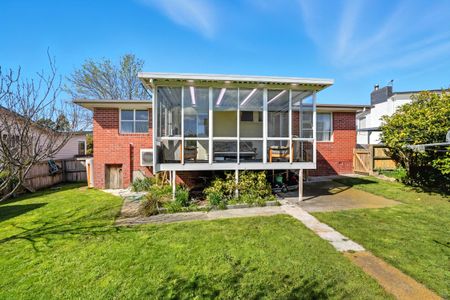 14 Westfield Street, Claremont TAS 7011 - House For Rent | Domain - Photo 4