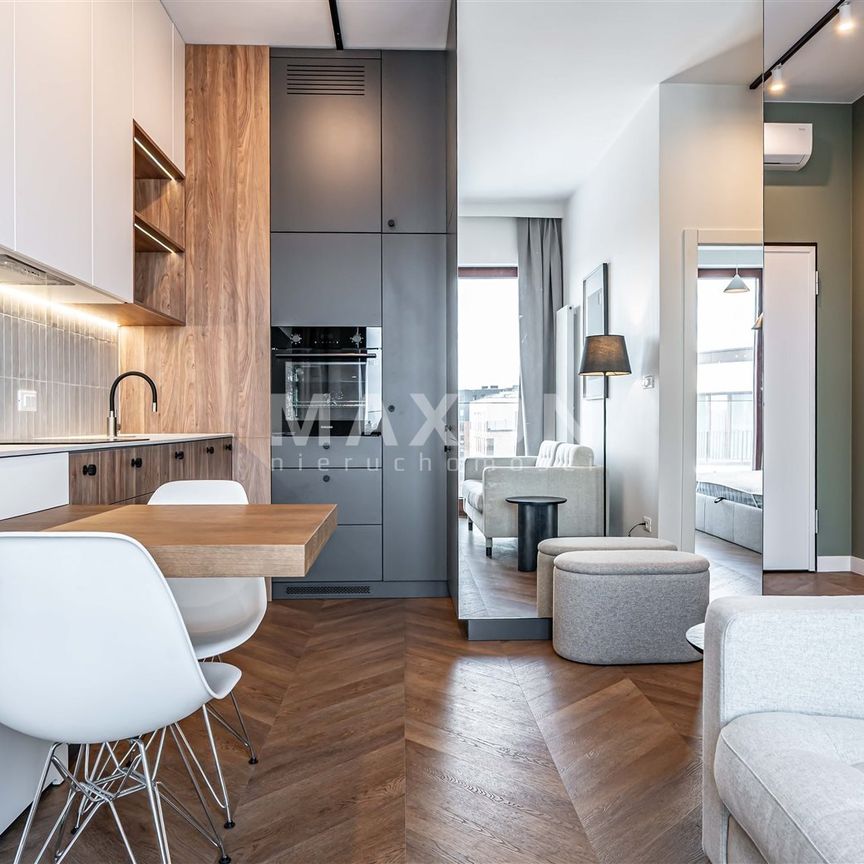 Okazja 0% prowizji dla najemcy w Port Praski - Zdjęcie 1