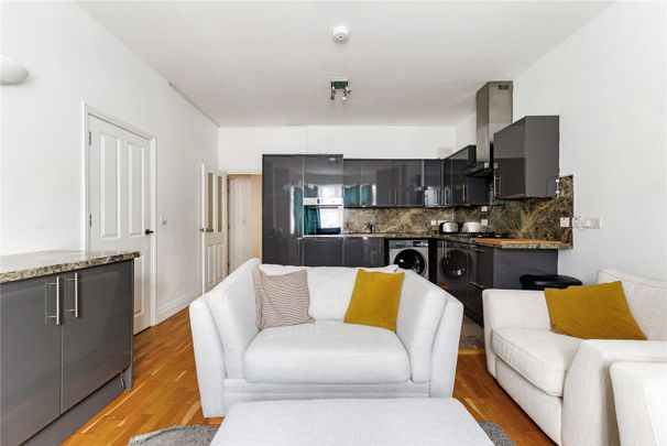 Montana Road, London, SW17 ground floor flat to rent - Photo 1