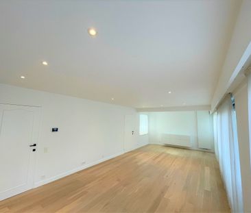 Modern gelijkvloersappartement op gunstige ligging met garagebox in... - Photo 6