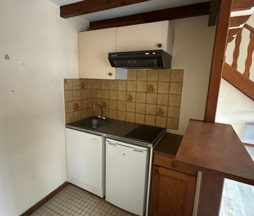 T2 POITIERS – Blossac – 42.43 m2 - Photo 2