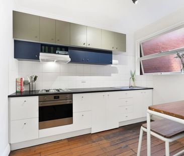 Art Deco Elegance With Parkside Appeal - Photo 5