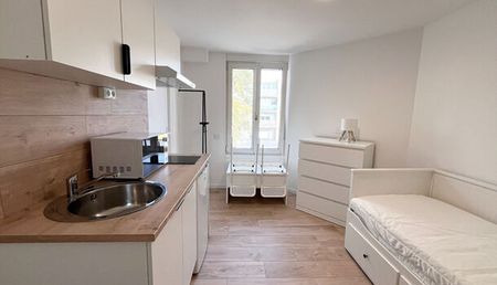 Appartement 1 pièces 12m2 REIMS 445 euros - Photo 2