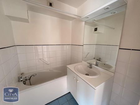 Location Appartement 1 pièce 33m² ISTRES 13800 - Photo 3