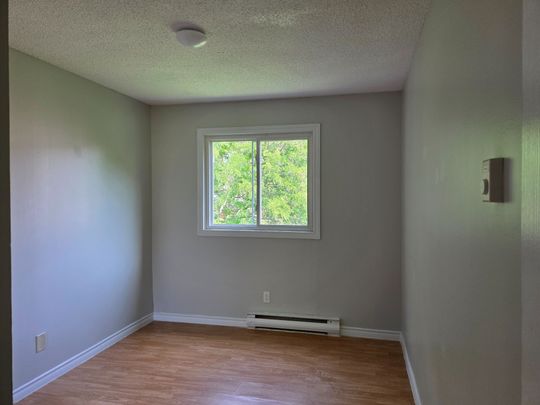 For Lease - 8800 Willoughby Drive Unit# 308, Niagara Falls, Ontario - Photo 1