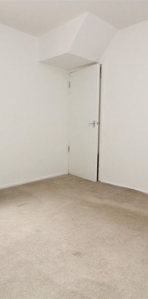 1 bedrooms Apartment for Sale - Photo 1