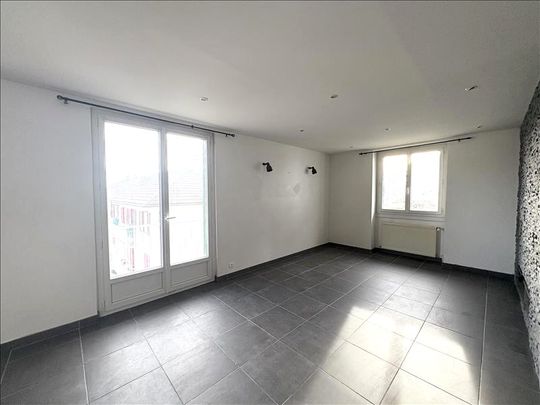 4 pièces - 93,16 m² - 1er étage - Colocation non autorisée - Photo 1