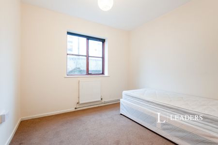 2 bedroom property to rent Lanthony Court, Arlesey, SG15 - Photo 3