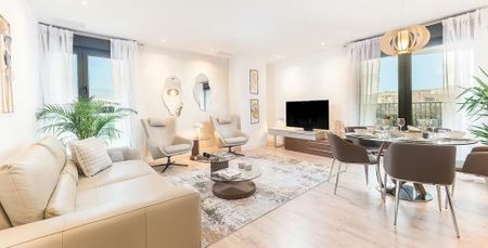 Paseo Martiricos, Málaga, Andalusia 29009 - Photo 5