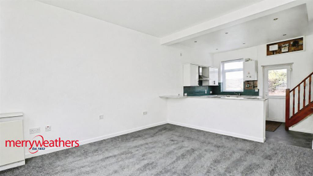 2 bedroom terraced house to rent - Photo 3