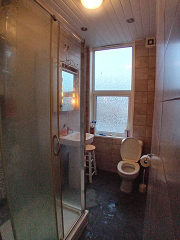 6 Bed - 72 Chapel Lane, Headingley, Leeds - LS6 3BW - Student - Photo 2