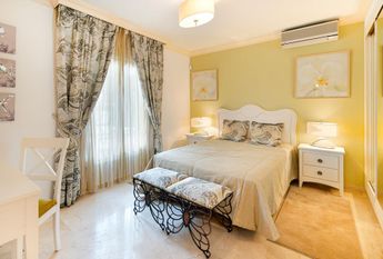 Luxury Villa for rent in Las Chapas, Spain