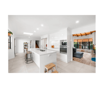 Properly Managed I Spacious Family Living with Pool in Manly West - Photo 6