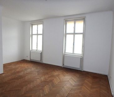 KREMS - STADTPARK, 4-Zimmer Wohnung mit Loggia zu vermieten - Foto 1