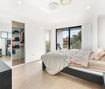 Free standing duplex - Photo 4