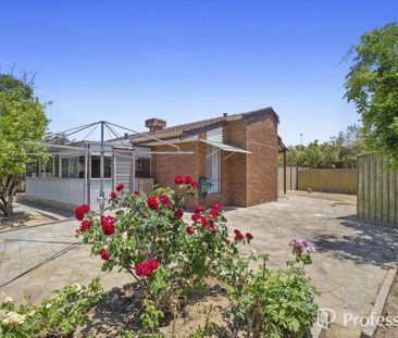 HANDY LOCATION ! - Photo 3