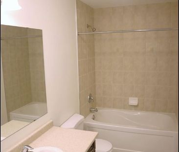 For Lease - (Main) - 3215 Thomas Street Unit# 2, Mississauga, Ontario - Photo 5