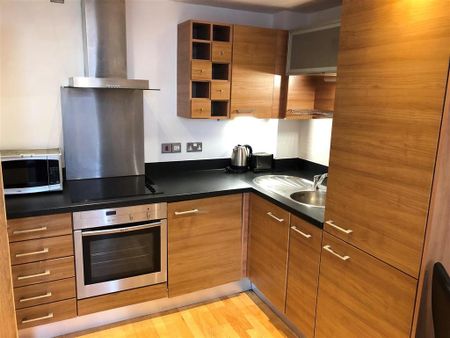 1 bedroom flat to rent - Photo 3