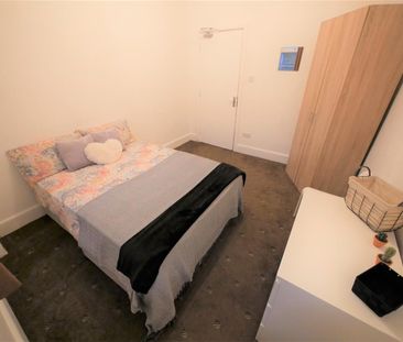 Highlands, Bournemouth, BH2 - Photo 3