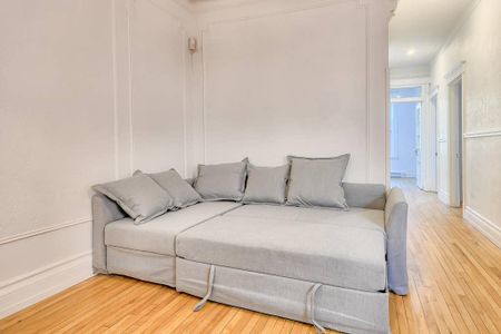 Condo for rent, Montréal (Outremont) - Photo 2