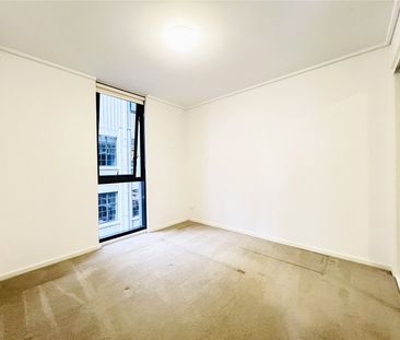 501/668 Bourke Street - Photo 3