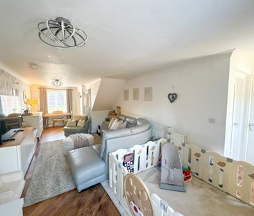 3 bedroom detached house to rent - Photo 1