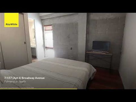 Fully Furnished Central Living - Photo 2