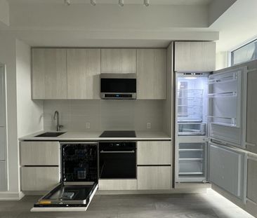 For Lease - 110 Broadway Avenue Unit# 213, Toronto, Ontario - Photo 2