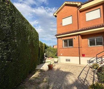 Luxury 3 room Detached House for rent in Mejorada del Campo, Spain - Photo 3