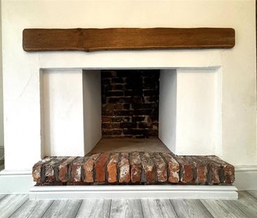 2 bedroom terraced house to rent - Photo 2