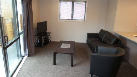 Fully Furnished Apartment, Close to CBD - Photo 2