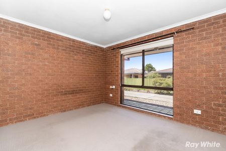 Well-Priced 2 Bedroom Unit Offering Easy Living - Photo 5