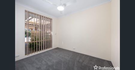 Immaculate Unit with beautiful rear yard - Photo 2