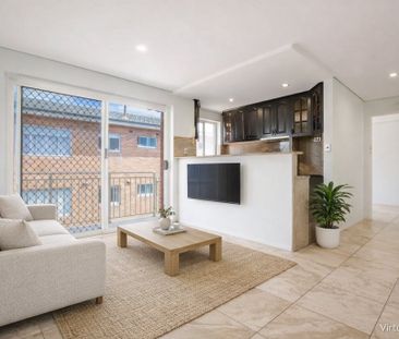 Elevated Coastal Living Moments From Queenscliff Beach - Photo 2