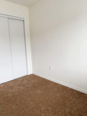 For Lease - 18 Longboat Run W N/A, Brantford, Ontario - Photo 1