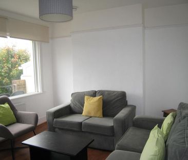 4 bedroom terraced house to rent - Photo 1