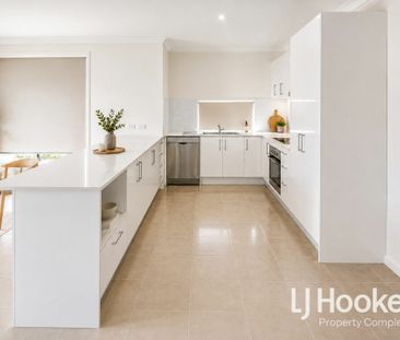 Family Home In Desirable Location! - Photo 3