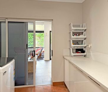 Beautiful Family Home with Large Shed and Pool - Photo 6